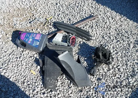 2012 Audi A6 3.0 Premium z USA, uszkodzony, nr VIN WAUGGAFC4CN066511